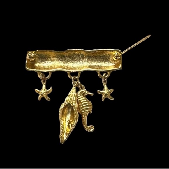 Vintage Navy Enamel and Goldtone Nautical Charm Bar Pin Brooch - Picture 6 of 8